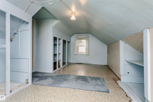 10105 98 Avenue, Morinville, AB - Indoor Photo Showing Other Room
