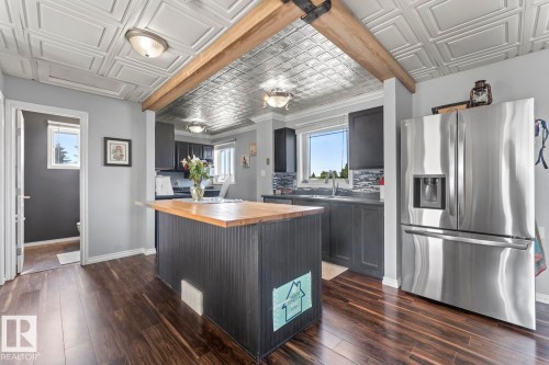 1802 12 Street, Cold Lake, AB - Indoor Photo Showing Kitchen
