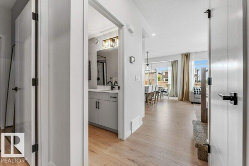 6921 54 Avenue, Beaumont, AB 