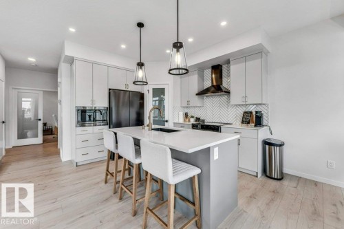 6921 54 Avenue, Beaumont, AB 