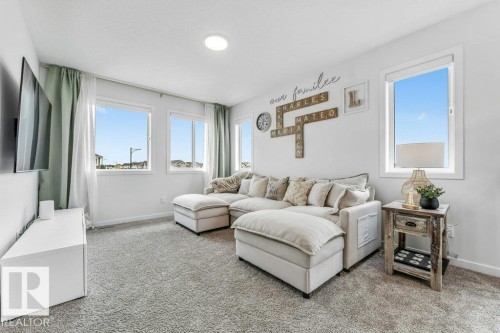 6921 54 Avenue, Beaumont, AB 