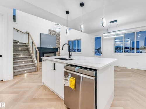 2346 63 Avenue, Rural Leduc County, AB - Indoor Photo Showing Kitchen With Double Sink With Upgraded Kitchen