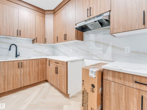 2346 63 Avenue, Rural Leduc County, AB - Indoor Photo Showing Kitchen
