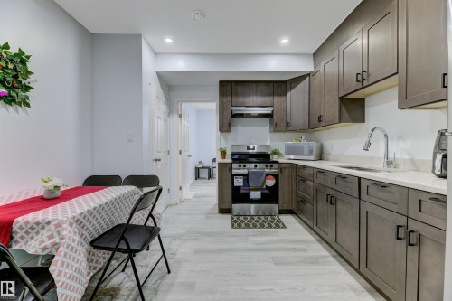 9823 227 Street Nw, Edmonton, AB - Indoor Photo Showing Kitchen
