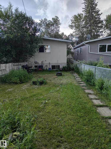 8916 83 Avenue, Edmonton, AB 