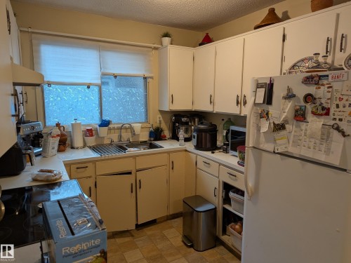 8916 83 Avenue, Edmonton, AB 