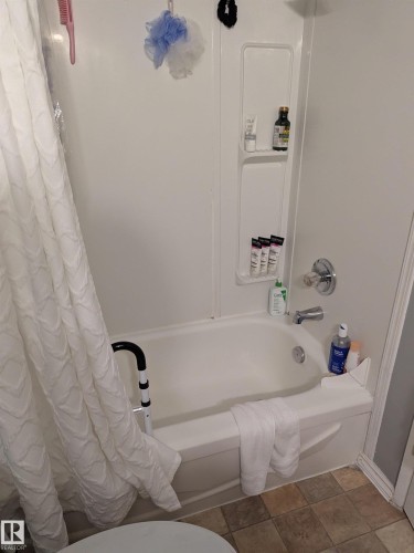 8916 83 Avenue, Edmonton, AB 