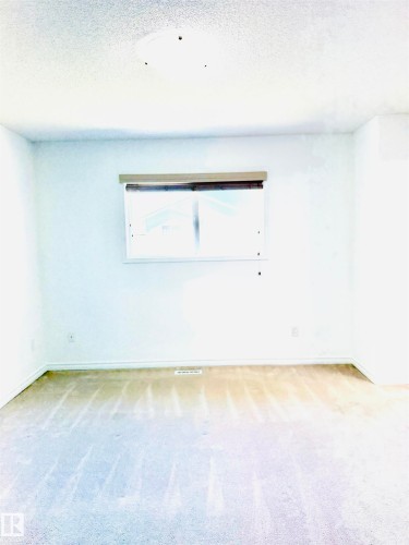 Image quality insufficient for description - 3120 25 Avenue, Edmonton, AB 