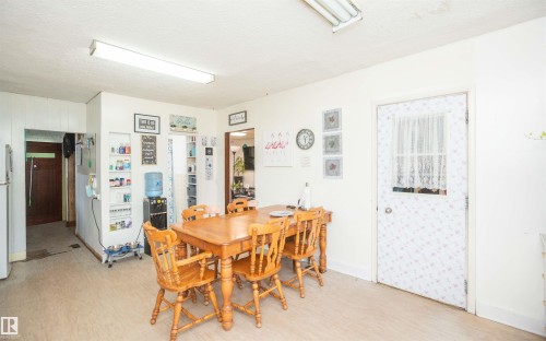60417 Rge Rd 10, Rural Westlock County, AB - Indoor Photo Showing Dining Room