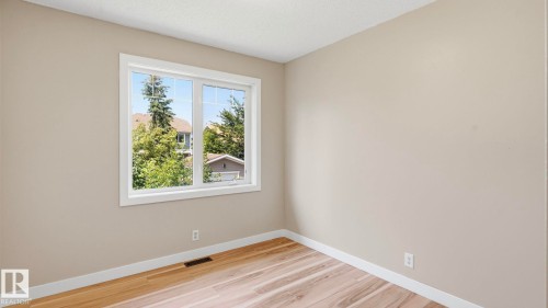 #24 6410 134 Av Nw, Edmonton, AB - Indoor Photo Showing Other Room