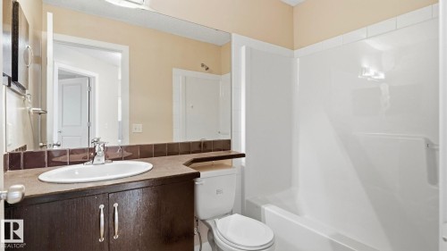 #24 6410 134 Av Nw, Edmonton, AB - Indoor Photo Showing Bathroom