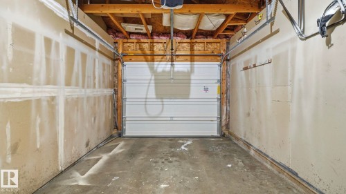 #24 6410 134 Av Nw, Edmonton, AB - Indoor Photo Showing Garage