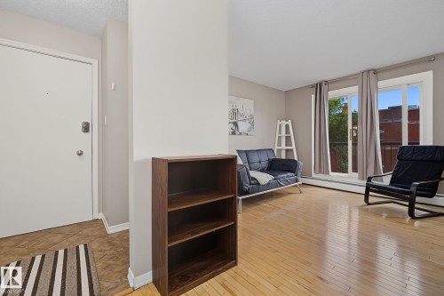 #301 8524 Gateway Bv Nw, Edmonton, AB 