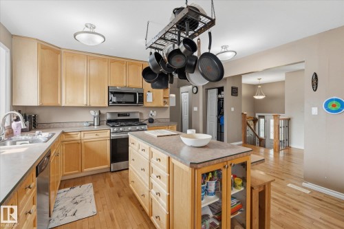 8529 95 Avenue, Fort Saskatchewan, AB - Indoor Photo Showing Other Room