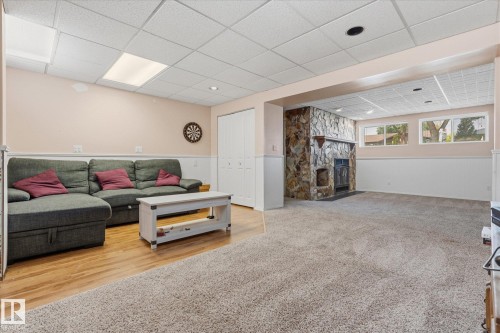 8529 95 Avenue, Fort Saskatchewan, AB - Indoor With Fireplace