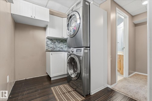 8529 95 Avenue, Fort Saskatchewan, AB - Indoor Photo Showing Laundry Room