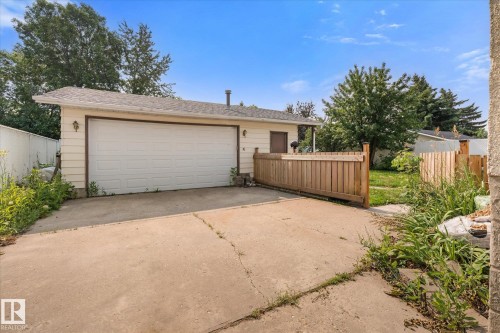 8529 95 Avenue, Fort Saskatchewan, AB - Outdoor