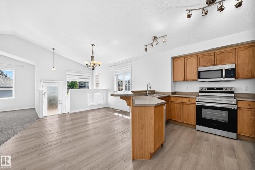 11249 167A Avenue Nw, Edmonton, AB 