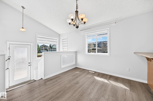 11249 167A Avenue Nw, Edmonton, AB 