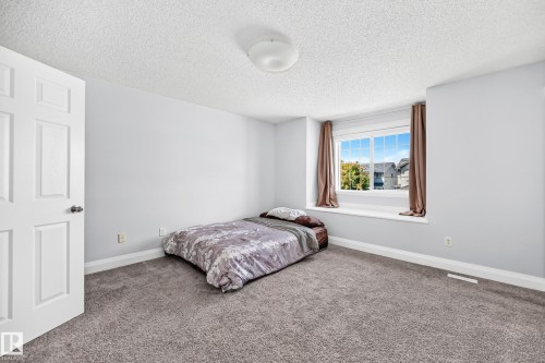 11249 167A Avenue Nw, Edmonton, AB 