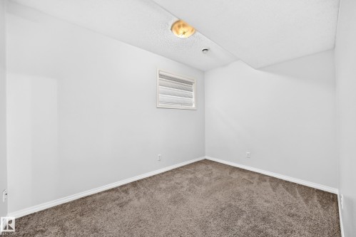 11249 167A Avenue Nw, Edmonton, AB 