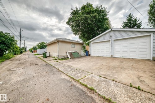 7916 130 Avenue Nw, Edmonton, AB - Outdoor With Exterior