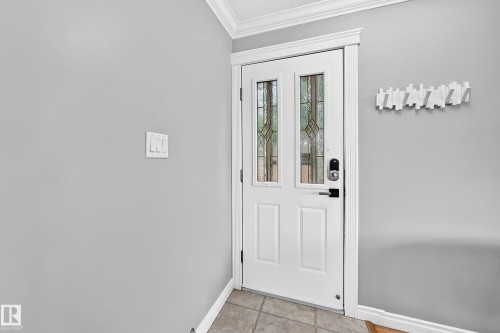 7916 130 Avenue Nw, Edmonton, AB - Indoor Photo Showing Other Room