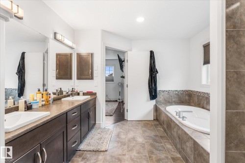Bathroom - 6 Sedona Place, Fort Saskatchewan, AB - Indoor Photo Showing Bathroom