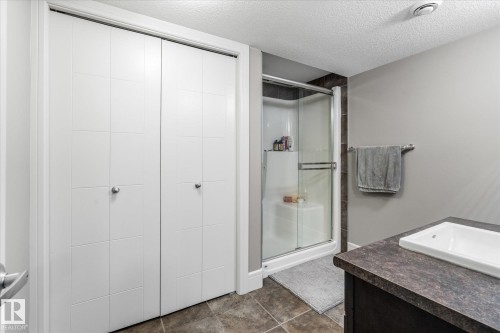 Bathroom - 6 Sedona Place, Fort Saskatchewan, AB - Indoor Photo Showing Bathroom