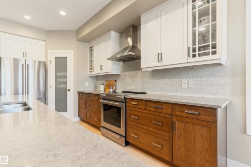 4504 Westcliff Terrace Sw, Edmonton, AB 