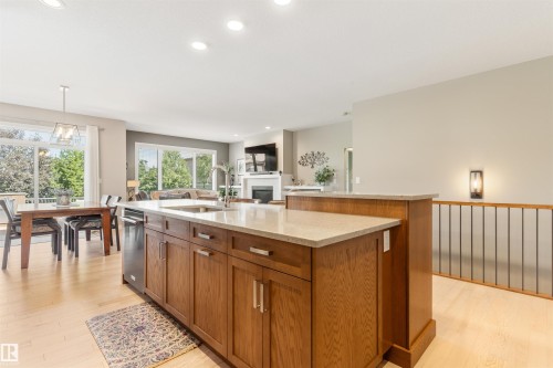 4504 Westcliff Terrace Sw, Edmonton, AB 