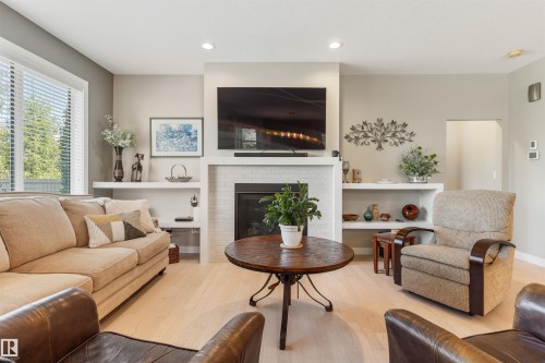 4504 Westcliff Terrace Sw, Edmonton, AB 