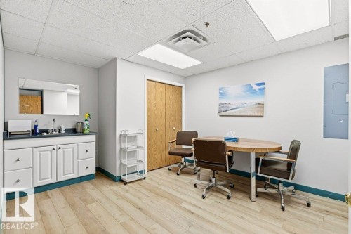 #101 14 Mission Av, St. Albert, AB 
