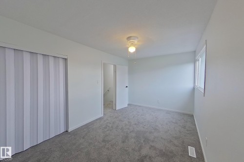 Bedroom - 209 Dickinsfield Court Nw, Edmonton, AB 
