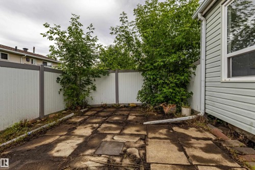 Patio terrace - 209 Dickinsfield Court Nw, Edmonton, AB 