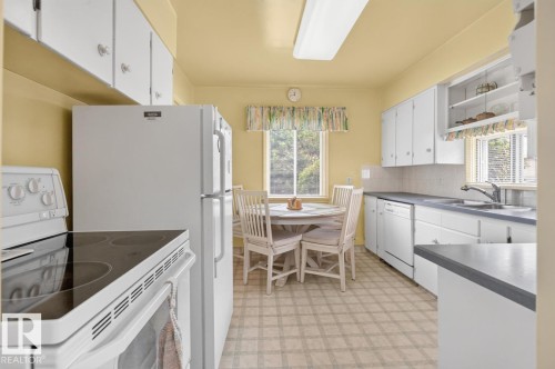 9627 146 Street Nw, Edmonton, AB 