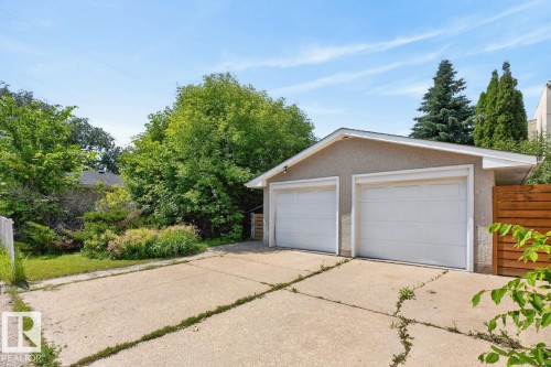9627 146 Street Nw, Edmonton, AB 
