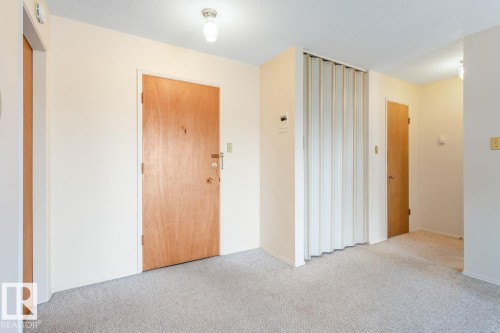 #302 11045 132 St Nw, Edmonton, AB 