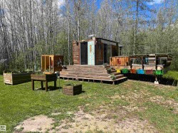 52110 Rge Rd 72  Rural Parkland County, AB T0E 0S0