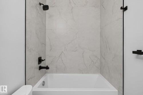109 Westwind Drive, Spruce Grove, AB - Indoor Photo Showing Bathroom
