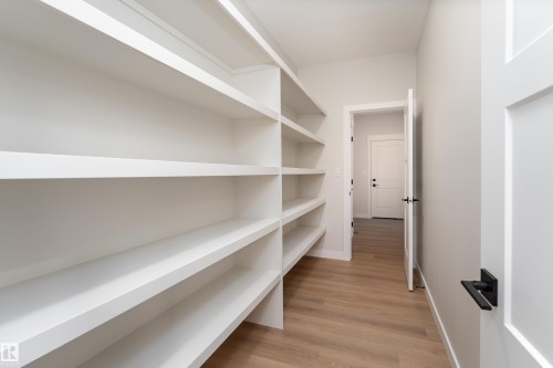 117 Garneau Gate, Spruce Grove, AB - Indoor Photo Showing Other Room