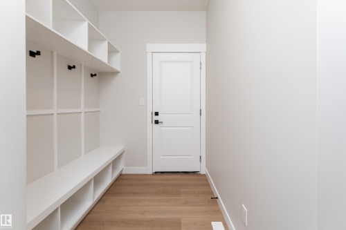 117 Garneau Gate, Spruce Grove, AB - Indoor Photo Showing Other Room