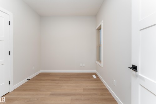 117 Garneau Gate, Spruce Grove, AB - Indoor Photo Showing Other Room