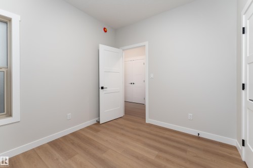 117 Garneau Gate, Spruce Grove, AB - Indoor Photo Showing Other Room
