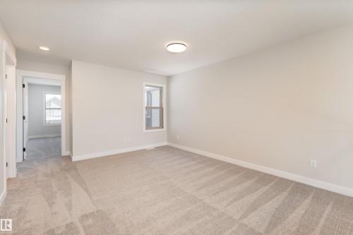 117 Garneau Gate, Spruce Grove, AB - Indoor Photo Showing Other Room