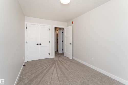 117 Garneau Gate, Spruce Grove, AB - Indoor Photo Showing Other Room
