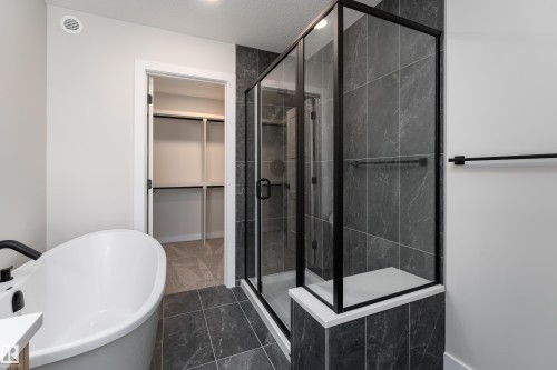 117 Garneau Gate, Spruce Grove, AB - Indoor Photo Showing Bathroom