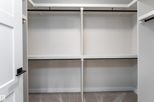 117 Garneau Gate, Spruce Grove, AB - Indoor With Storage