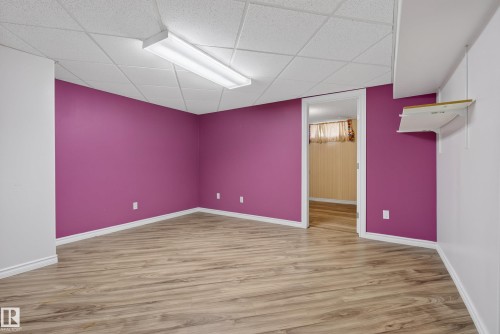Empty room - 3 Bristow Crescent, Spruce Grove, AB - Indoor Photo Showing Other Room