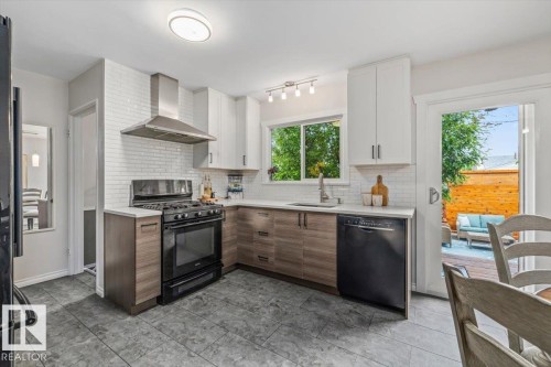5507 102A Avenue Nw, Edmonton, AB 